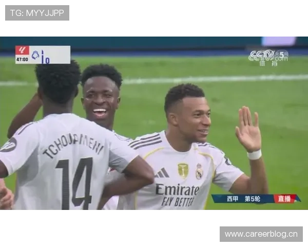 姆巴佩vs维尼修斯:风格冲突与共存可能性的战术解析 姆巴佩vs维尼修斯:风格冲突与共存可能性的战术解析