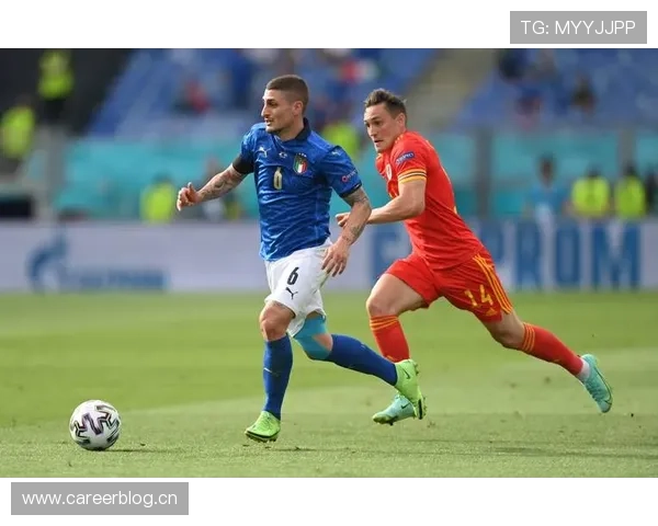 德容 vs 维拉蒂：控球能力与中场节奏掌控差异