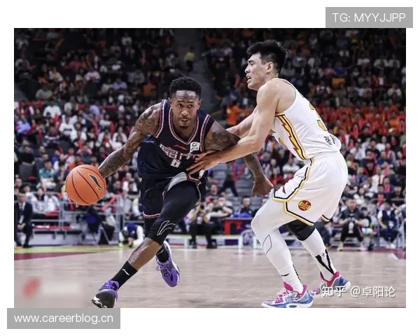 波蒂斯挡拆制造错位对位中锋拉开内线得分提升终结率